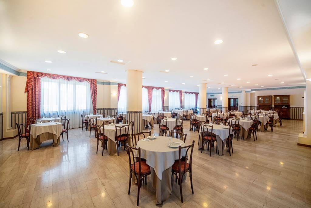 Hotel Italia & Lombardi Montefiascone Buitenkant foto